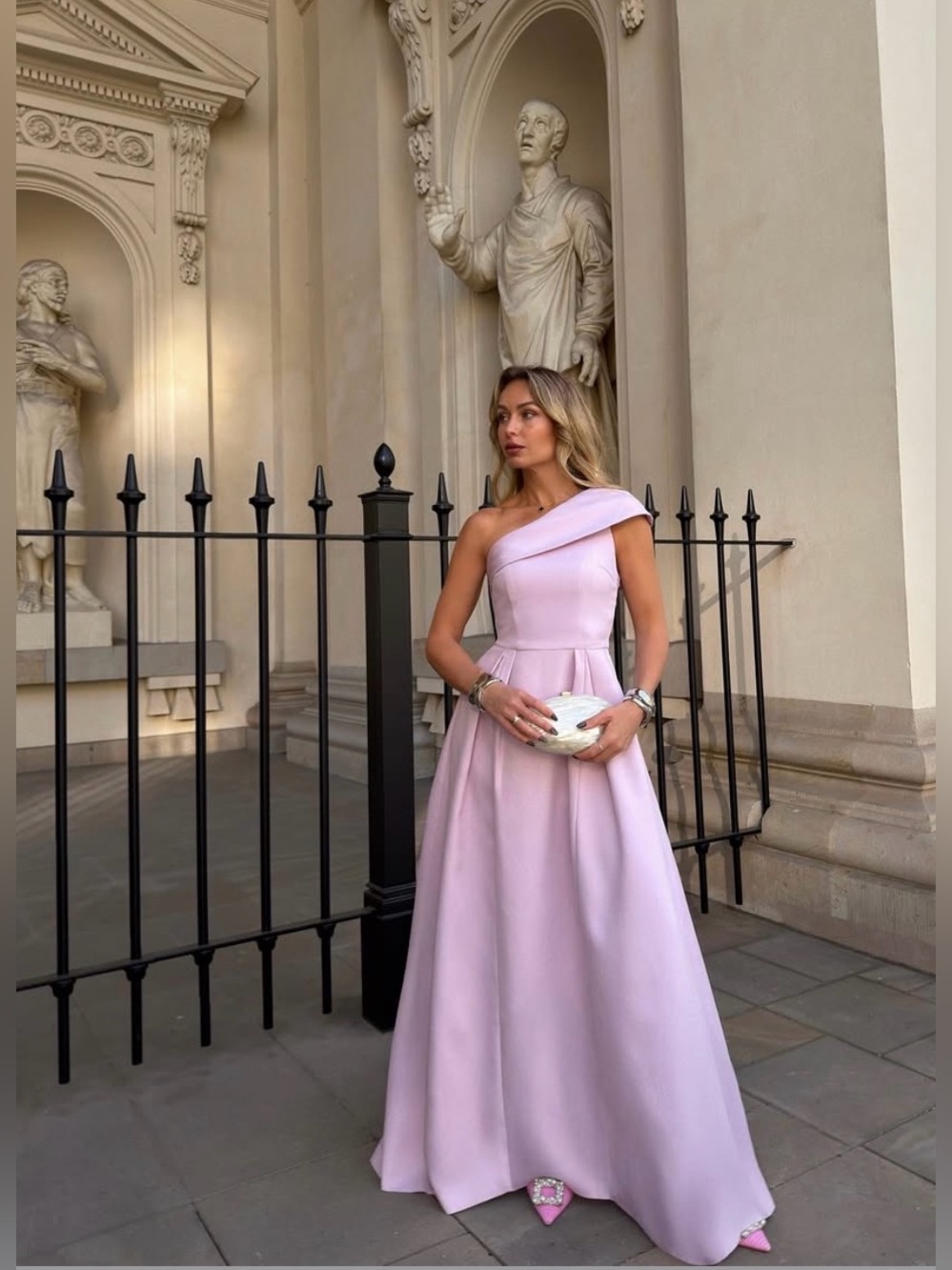 ELLIATT Saphine One Shoulder Evening Gown in Pink. Size S NWT